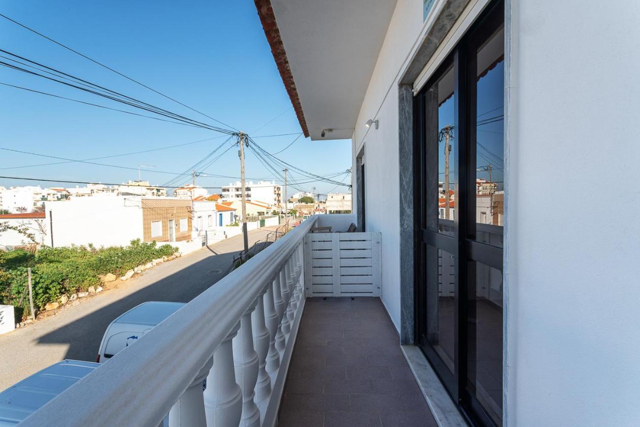 Blife Marya Private Rooms - Airport Stay FAO Exterior photo