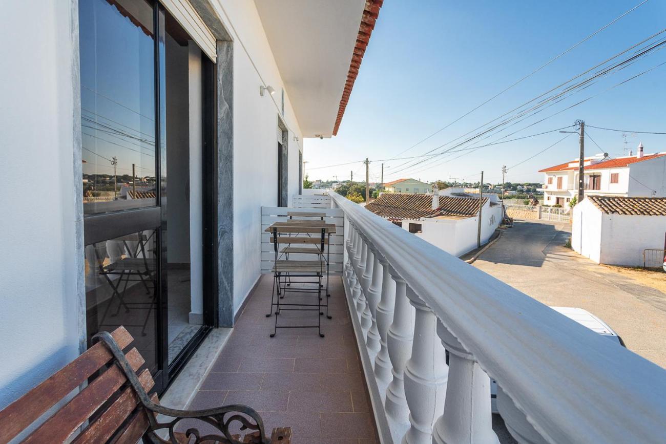Blife Marya Private Rooms - Airport Stay FAO Exterior photo