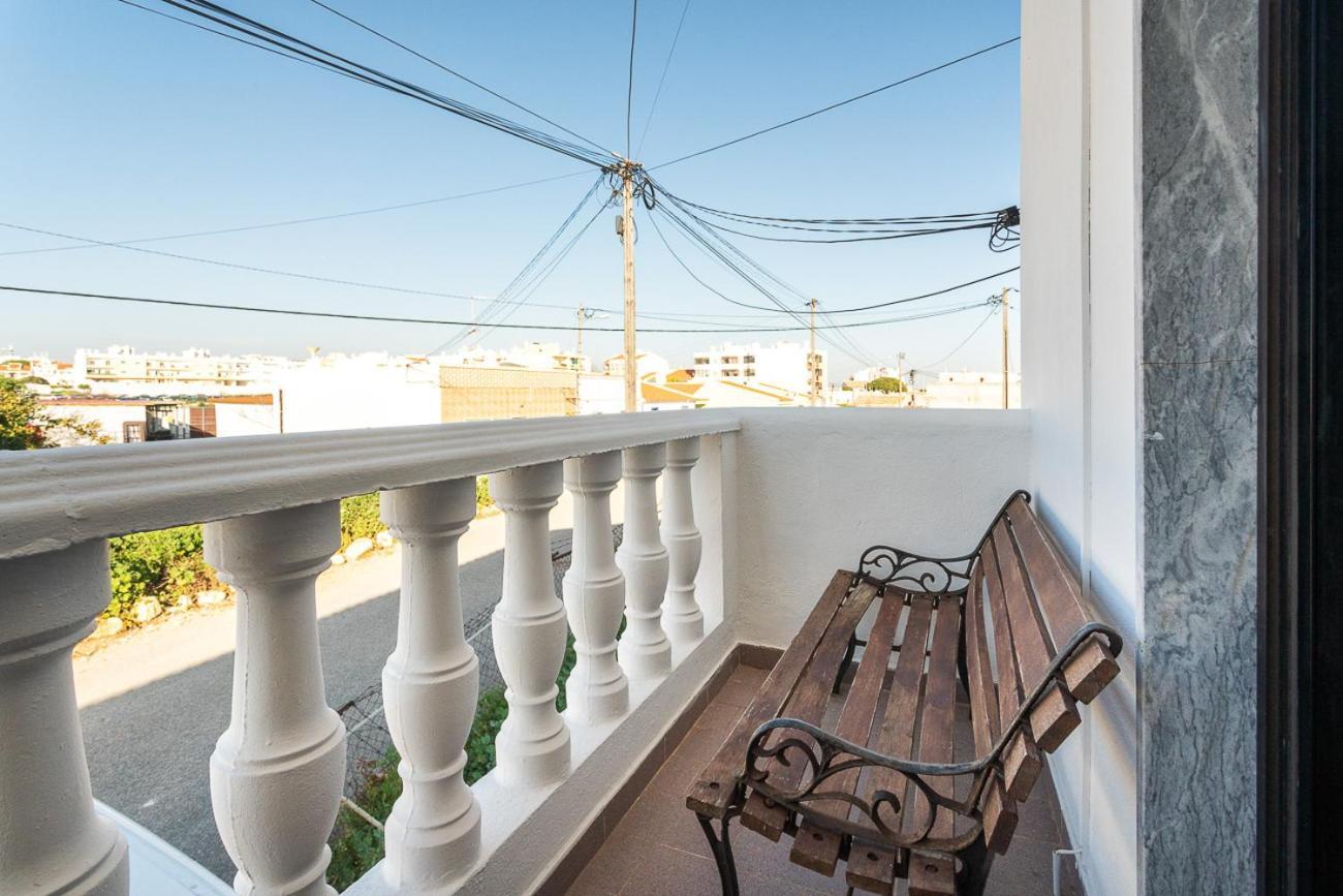 Blife Marya Private Rooms - Airport Stay FAO Exterior photo