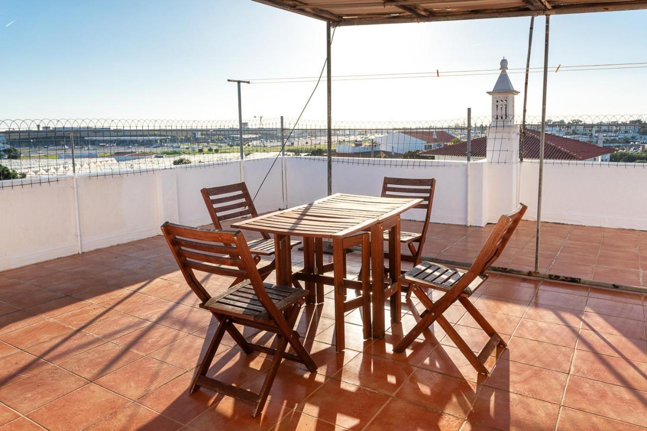 Blife Marya Private Rooms - Airport Stay FAO Exterior photo